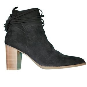Maurices Brooklyn Women's Black Faux Suede Block Heel Tassel Ankle Boots Size 11